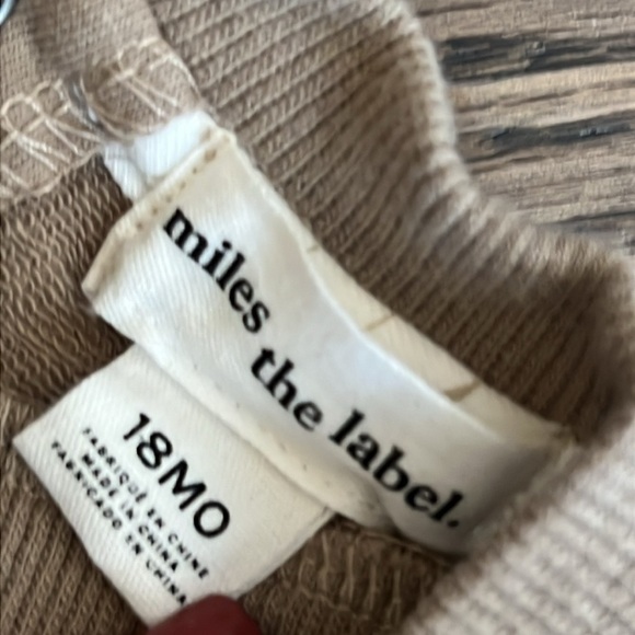 Miles the label 18 months baby toddler long sleeve crewneck brown bowling ruffle - Picture 4 of 5